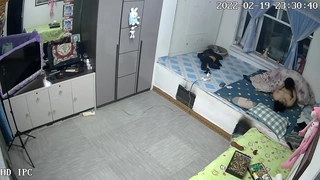 [在线]美女小倩私播紫薇大秀