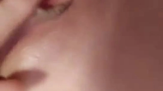 男图同城约炮朋友的骚姐姐，黑丝大长腿全力抽送到高潮【简 介内有约炮渠道）