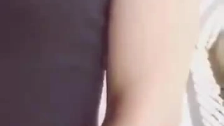 脊柱上有紋身的極品風騷人妻跟蒙面大哥啪啪，口交大雞巴活超棒表情好騷，配合大哥各種抽插爆草，浪叫呻吟