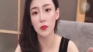 Ellie Novas和Danny Mountain一起POV口交和内射